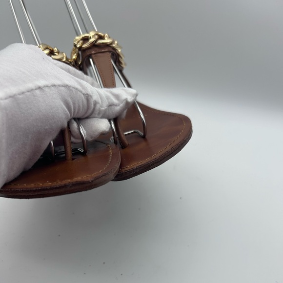 Women's Steve Madden Caramel Thong Sandals Gold Chain Accent Size 7 Pull On - Picture 7 of 10
